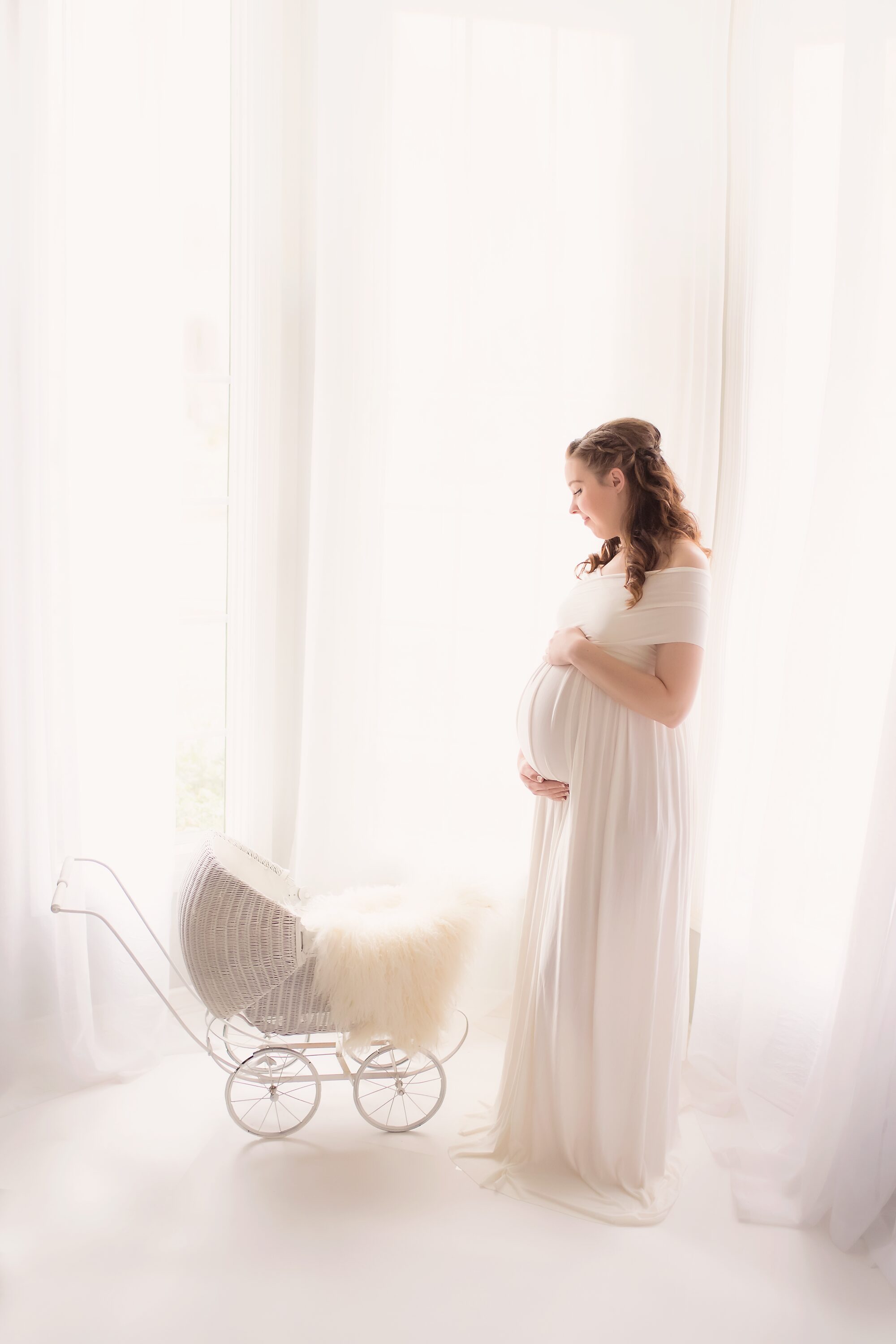 Omaha Maternity & Pregnancy Photographer