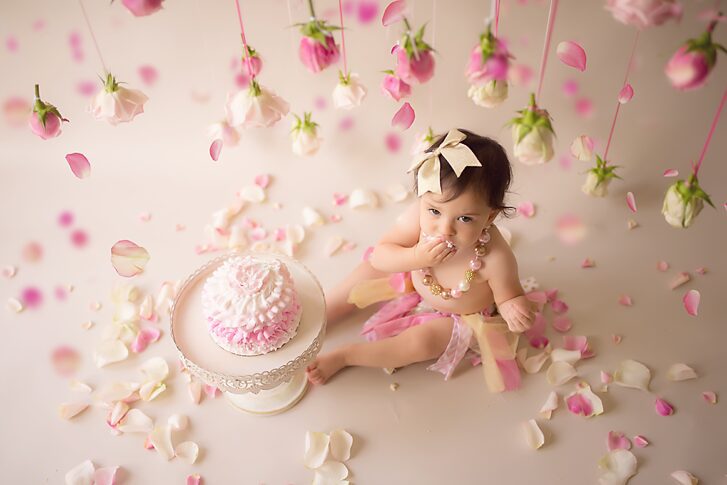 Cake Smash Session Omaha, Baby Girl's Floral Theme Cake Smash Session Idea